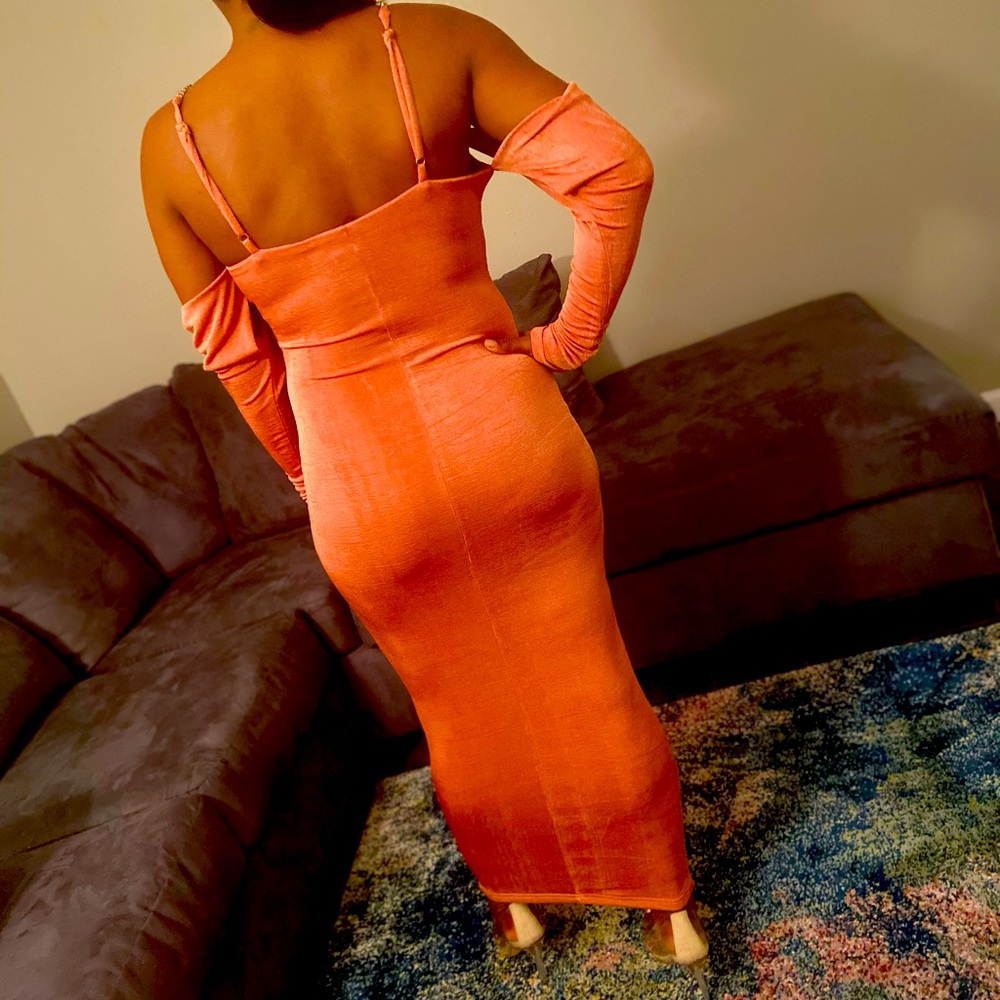 Dress - Picture 2 of 2